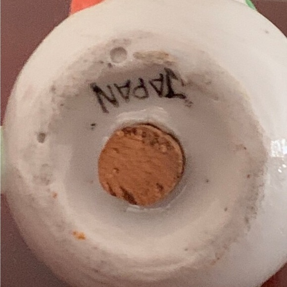 rooster salt and pepper shakers - original cork bottom - made in Japan - Picture 4 of 8